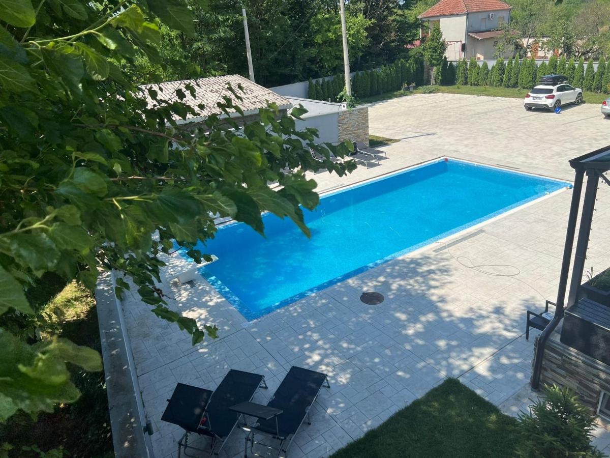 Plavi Resort Vinci Екстер'єр фото